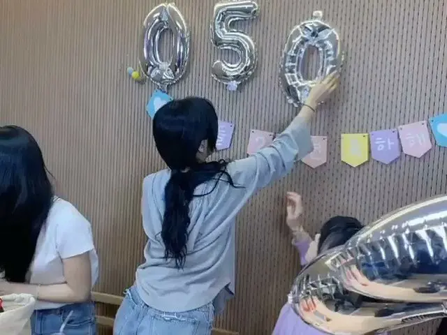 【t公式】(G)I-DLE_、[ #I_NG】子供2周年ライブビハインド💜❤️   #(G)I-DLE_ #GIDLE  #I_trust #Ohmygod 