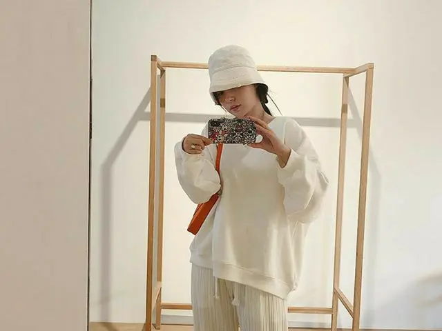 【g公式】「BIGBANG SOL夫人」女優ミン・ヒョリン、🌼   