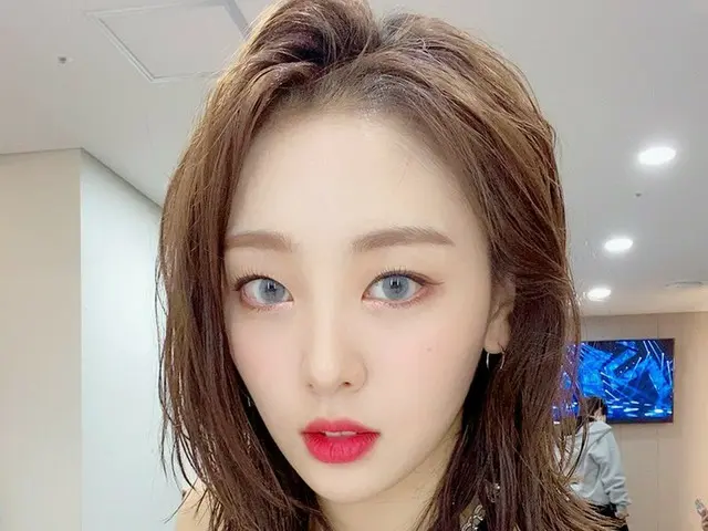 【t公式】今月の少女(Loona)、今夜9時(KST)SBSパワーFMイジュンのヤングストリートで #今月の少女(LOONA)の蜂蜜落ちる声のように聞くOrbi