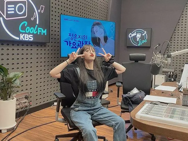 【g公式】Apink_ウンジ(EunJi)、子供と大人が日🌱   