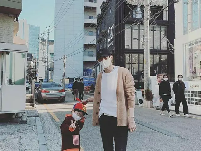 【G公式】VIXX_レオ(Leo)、子供のよう😖⭐️   