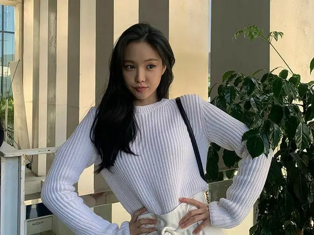 【g公式】Apink_ナウン(NaEun)、 #夜のようにしたいですか  