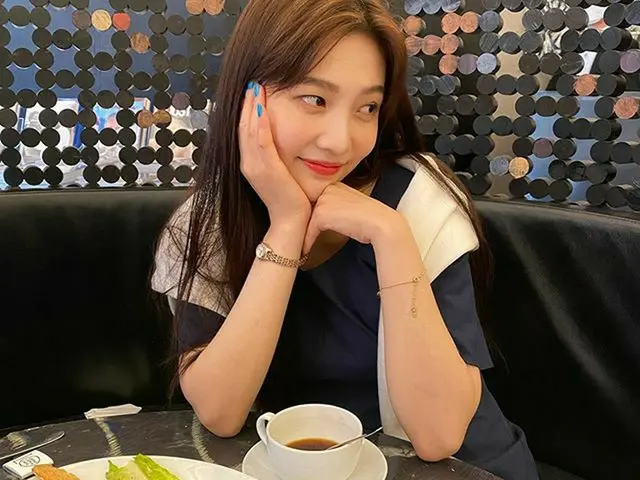 【g公式】RED VELVET_ジョイ、イェポ❤️michaelkors   