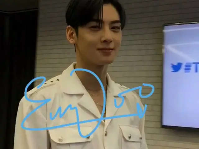 【T公式】ASTRO、[ #ASTRO #チャ・ウヌ]  #TwitterBlueroom #TwitterMirror 360💫  ASTROと一緒におブル