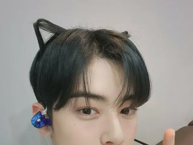 【T公式】ASTRO、ロハとする次ニャンイよく見キティ？😋😋😋   #ロハ守護