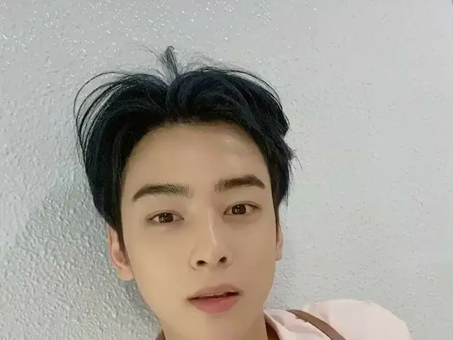 【T公式】ASTRO、さっき上げよう近づいない上げた😊 今日の帽子書きましたwwww ロハ今日一日も苦労しました！   #ロハ守護