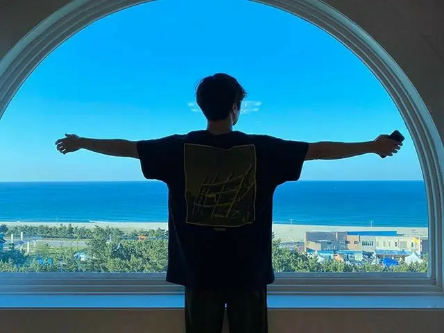 【G公式】俳優チョン・イル、海きた！  #夜食男女  