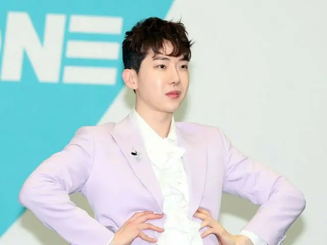 2AM チョ・グォン、SNSで新型コロナ集団感染のクラブに行ったことを説明要求されて説明