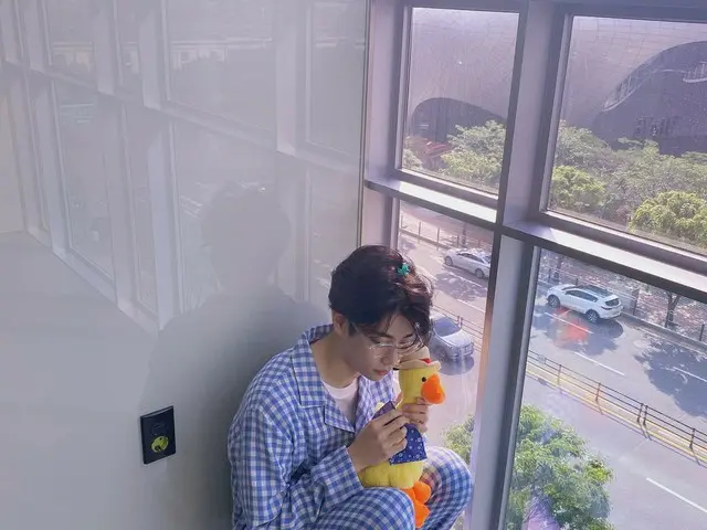 【T公式】ASTRO、みんなグトバム> < ライターエムジャム  #いつも#Knock 