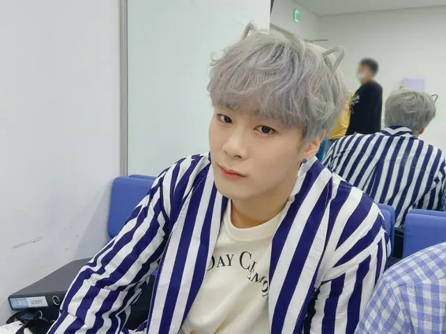 【T公式】ASTRO、ロハも点滅ソクアトジョ？😛😎  #ASTRO #アロハ #私たちの夜 #心臓飛び出すところ