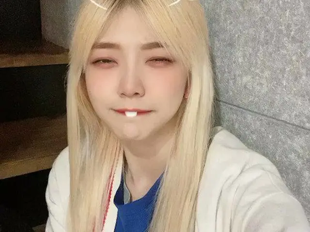 【t公式】EVERGLOW、[ #来る]フォーエバー見たいとオーサー涙がちょうどこのケイケやチャニャㅠㅜㅜ😥😥 