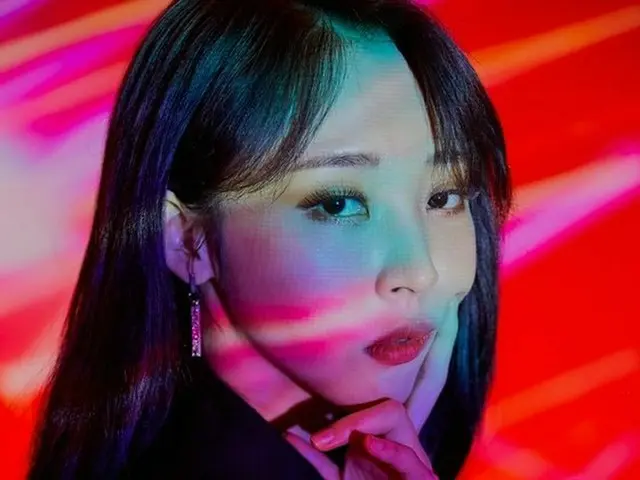 MAMAMOO ムンビョル、30日午後7時からVLIVEで単独コンサート「門OON」を世界生配信。