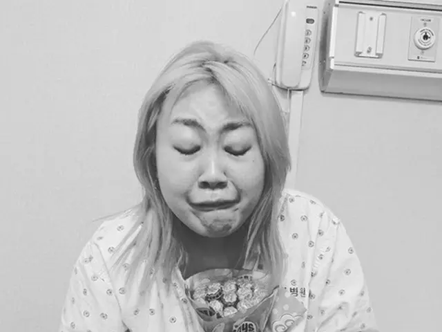 Mnet「GOOD GIRL」出演ラッパーのイ・ヨンジ、入院中の変顔写真が話題