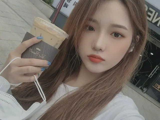 【t公式】fromis_9、[ #支線]霧雨がきますね🌫🌧💦☔️💧   #雨の時は#gam_sun_list 