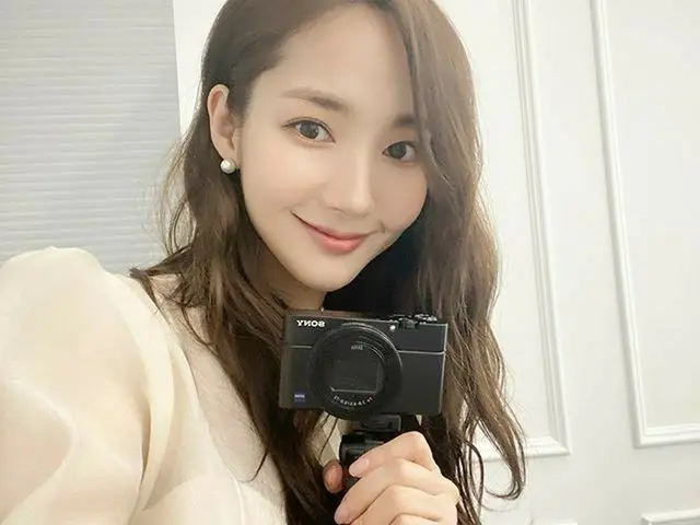 【g公式】女優パク・ミニョン、📷イェラン親しくは中  