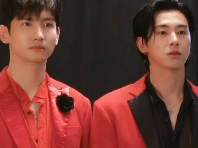 【r公式sm】東方神起 TVXQ ！ LIVE  -  Beyond the T [ 'Beyond」the scenes：Poster shoot]  -  