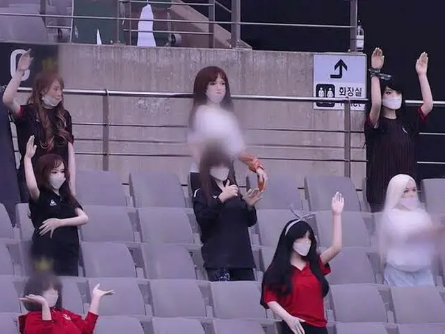 無観衆で開幕の韓国プロサッカー、「リアルラブドール」応援騒動