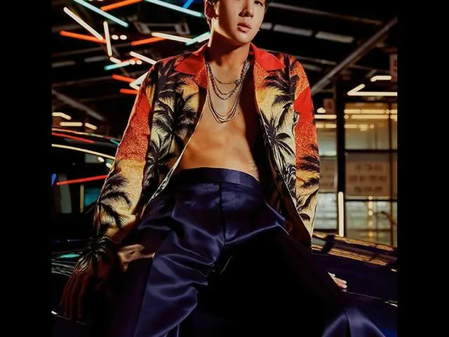 【G公式】VIXX_ラビ(Ravi)、 -  cosmopolitankorea  CAR WASHPARTY💦💦   