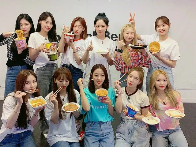 【t公式】今月の少女(Loona)、Orbit！チェPDが企画しためちゃくちゃV LIVE楽しみ楽しみましたか？  #今月の少女(LOONA)表コンビニ蜂蜜の組
