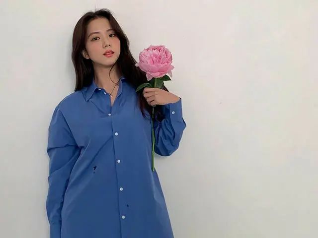 【g公式】BLACKPINK_ジス(Jisoo)、@ dior🌸+💙   