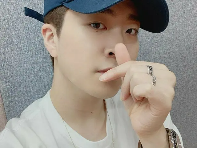 【G公式】GOT7、🐥：月曜日好き🎶  🦜：なぜ〜？  🐥：ダルディ会ったから🙌   #GOT7   #GOT7   #Youngjae #才能  #