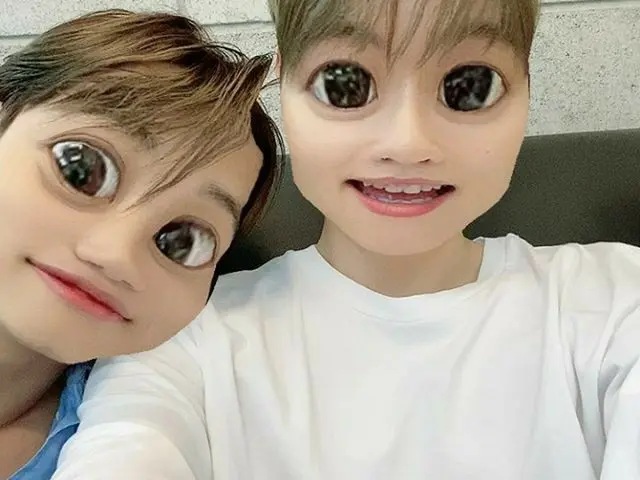【G公式】EXO_Baekhyun、私の目が少し小さい