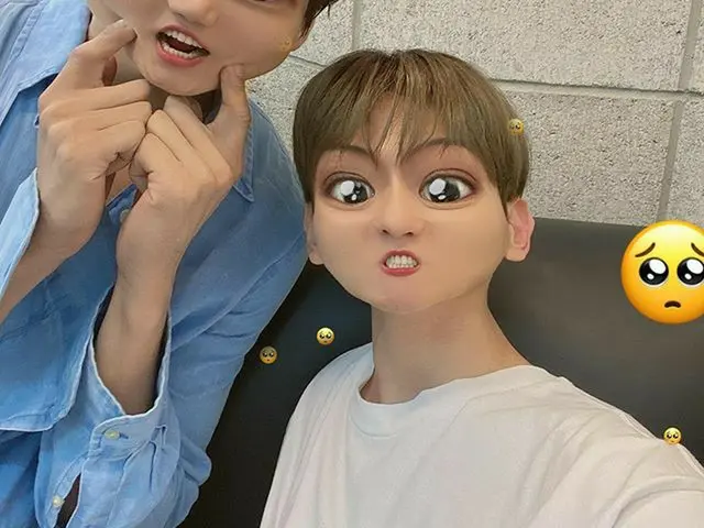 【G公式】EXO_カイ(KAI)、兄さんと一緒に撮った写真を今上げながらふとこう思った