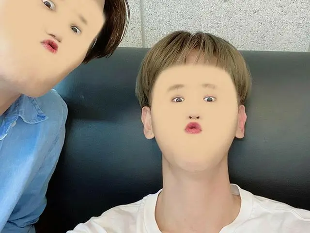 【G公式】EXO_カイ(KAI)、目鼻口の間が集まればあの子との間も、より良くなるか...？突然気になっってセルカを撮ってみた #カイベクヒョン  