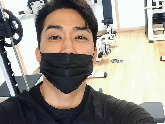 【G公式】俳優ソン・スンホン、久しぶりに運動🏋️♀️ #夜のようにしたいですか  