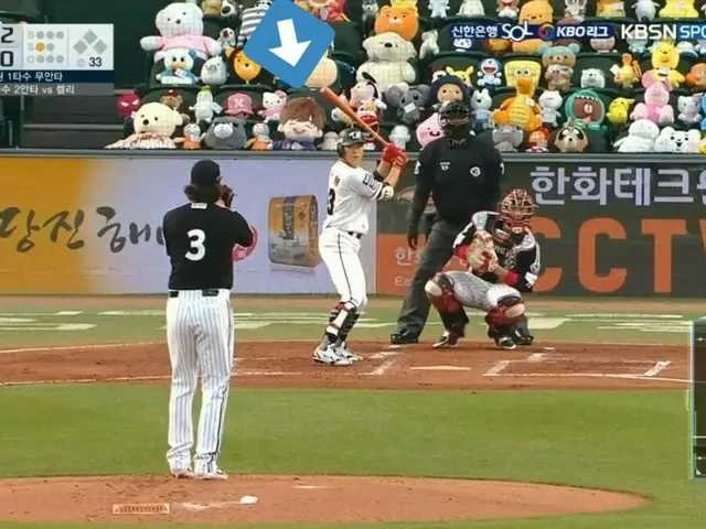 Wanna One 出身カン・ダニエル、「無観衆」の韓国プロ野球の観戦が話題