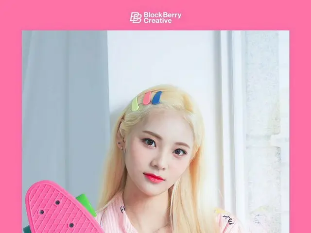 【t公式】今月の少女(Loona)、今月の少女BLUE VOICE #率直異議の誕生日を祝っている🎉 夏のように清涼な率直にはあって、私たちの今日がより明るく
