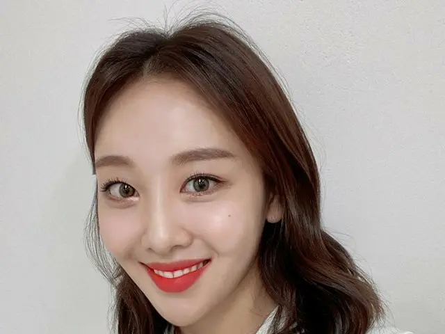 【t公式】今月の少女(Loona)、日曜日の午後12時30分(KST)はどのような時間でしょうか、Orbit？まさにスペシャルMC #イブと一緒にTBS「ファク