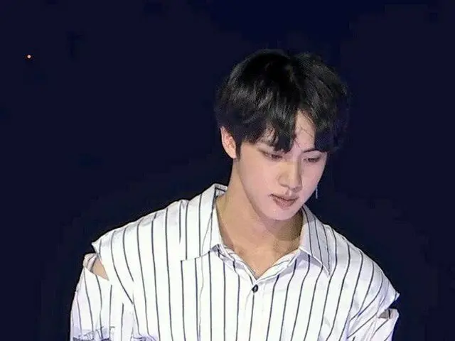 #BTS(防弾少年団)、衣装リフォームの「果敢な切断センス」が話題