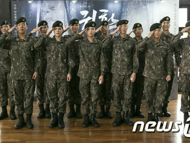 「EXO」D.O.＆XIUMIN、「FTISLAND」イ・ホンギらが出演の陸軍の創作ミュージカル「帰還」、無期限延期へ