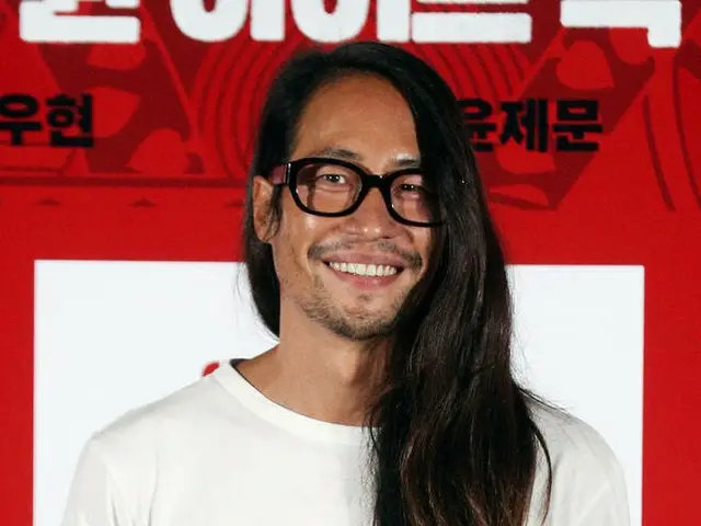スロバキア人の画家との結婚を発表した 俳優リュ・スンボム、先週に第1子女児が誕生