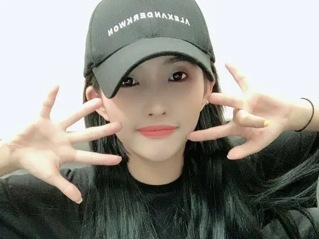 【t公式】(G)I-DLE、[📸] 2020(G)I-DLE ONLINE CONCERT「I-LAND：WHO AM I」D-9  2020.07.05 3