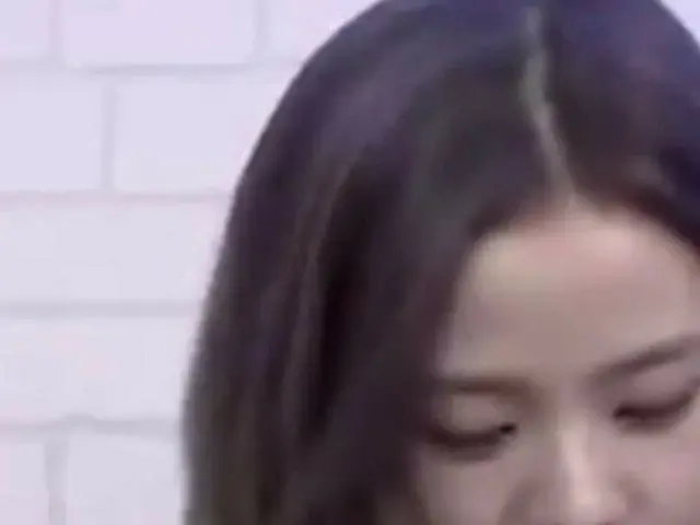 #BLACKPINK Jisoo、「自分に失望した表情」が韓国で話題