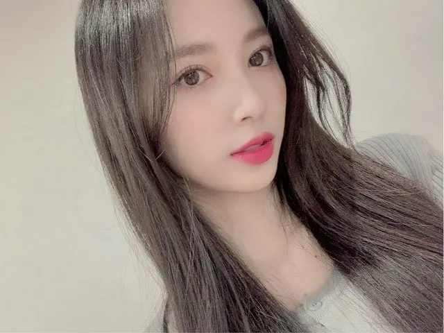 【t公式】Cherry Bullet、[ #サポート#JIWON]こんにちは😊 #CherryBullet #Cherry Bullet