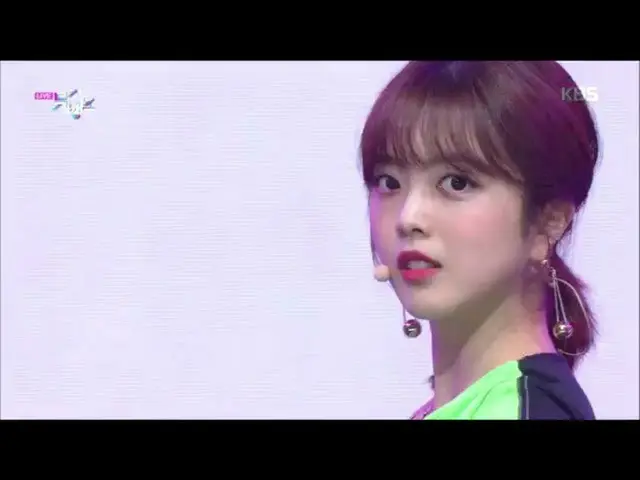 【公式kbk】OOPSY  -  WekiMeki_ (WekiMeki_ )[MUSICBANK_ / Music Bank] 20200703   