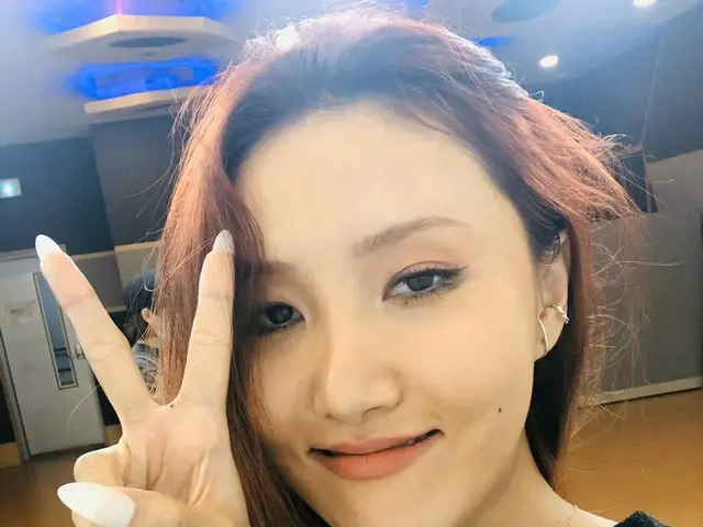 【t公式】MAMAMOO、[ #ファサ]  1st Mini Album [María] ビデオ通話のファンサイン会終了✔️ 私たちムームー皆さんのおかげで楽し