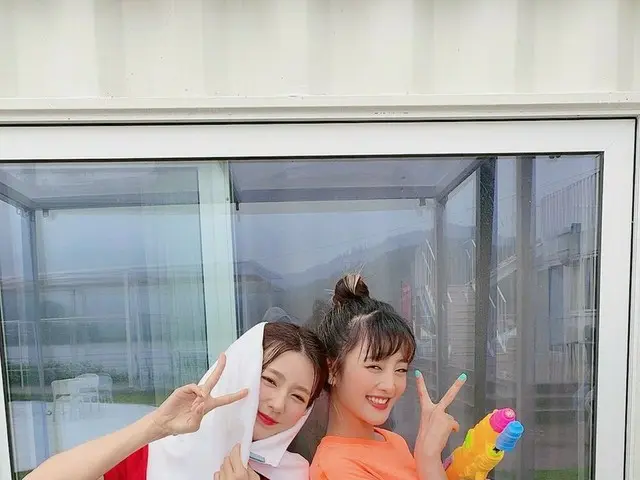 【t公式】(G)I-DLE_、[ #MIYEON]ダン者の思い出🐶🐶📸💕 