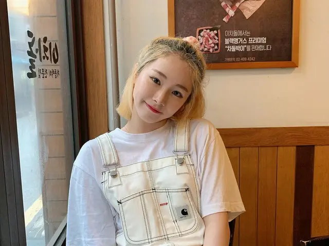 【t公式】EVERGLOW、[ #ミア]フォーエバー昼食は食べた！？何を食べるのか、認証ショットしてください！