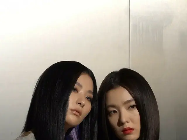 【t公式】RED VELVET、Monster Jacket Photoshoot：Little IRENE＆SEULGIMonsters Dawn ver