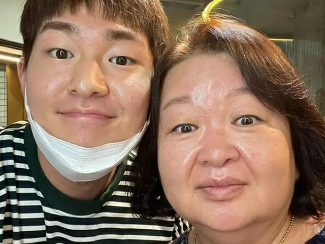 「SHINee」オンユ、明るい笑顔の近況写真が話題