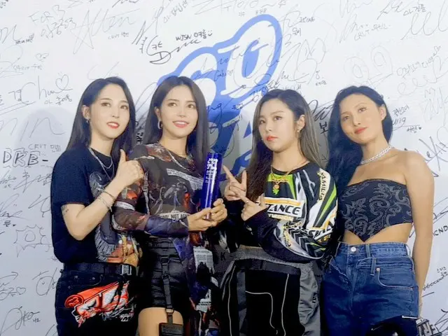 【t公式】MAMAMOO、[ #MAMAMOO] MAMAMOOがソリバダアワーズ本賞を 受賞しました🙌🏻 久しぶりに見るHIP舞台と本賞受賞まで👍🏻一