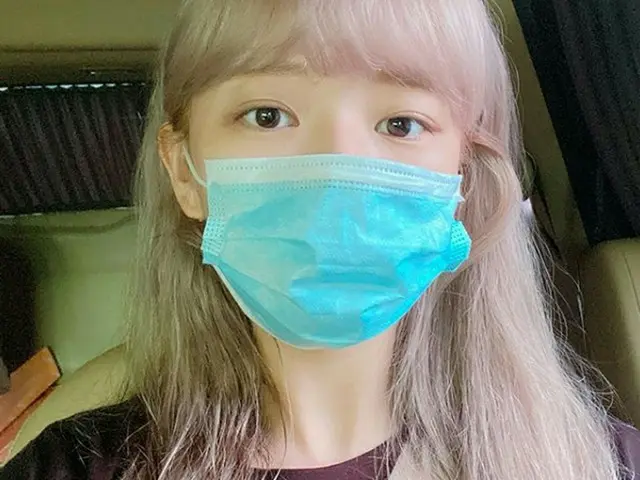 体調不良が伝えられた「TWICE」ジョンヨン、マスク姿で近況を報告