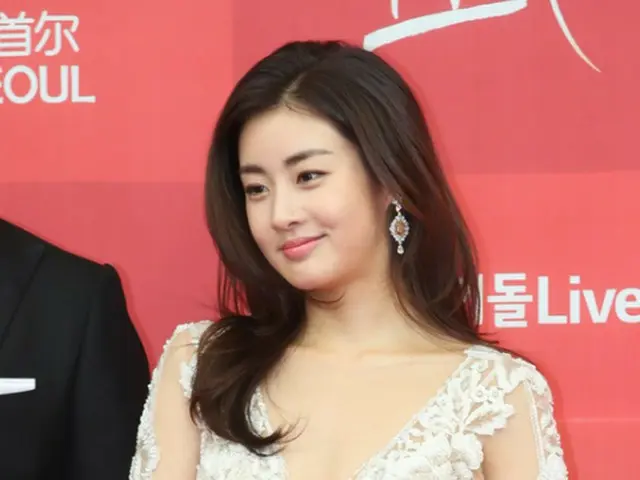 女優カン・ソラ、「電撃」結婚発表。