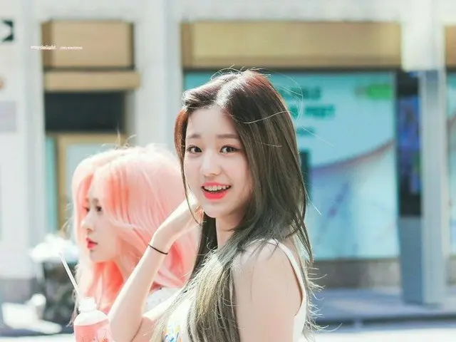 #IZONE ウォニョン、「脚が長いと便利」が韓国で話題