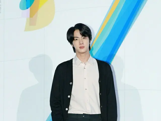 JIN(BTS)_の一部ファン、我慢の限界でBigHitにメールやSNSの書き込みなどで抗議