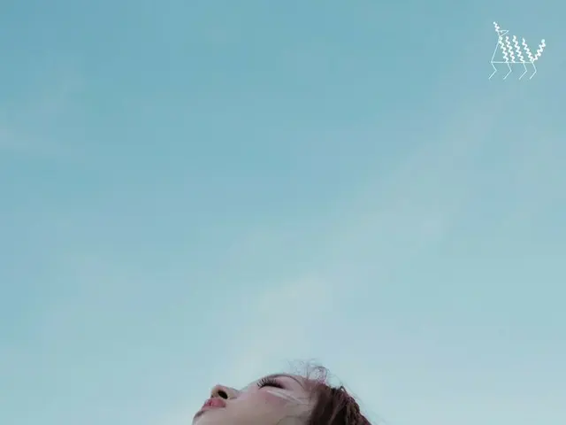 【t公式】OH MY GIRL、ユア(YooA)1st MINI ALBUM「森の子(Bon Voyage)」 昼の「森の子」🦋   #ユア#YooA #Bo